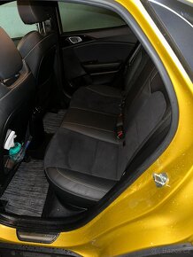 KIA XCeed 1.5 T-GDi DCT - Black Edition - - 8