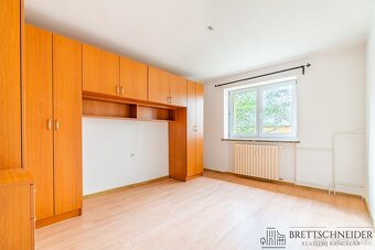 Prodej bytu 2+1 s balkonem, 50 m2, ul. Jubilejní, Ostrava - - 8