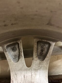 Alu kola Toyota 5x114,3 - 7,5jx18 et45 - 235/55 r18 - 8