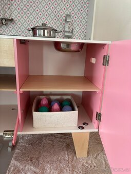 Janod dětská dřevěná kuchyňka Macaron - 8
