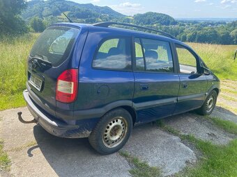 Opel Zafira 1.8 benzín - 8