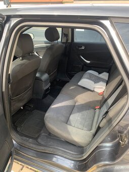 Ford Mondeo - 8