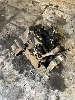 Prodám levné náhradní díly z Octavia 1.9 tdi 66 kw - 8
