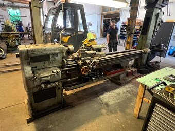 Soustruh velký - TOS Holoubkov, typ C45 - 8