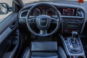Audi A5 2.0 TSI AT8 - 8