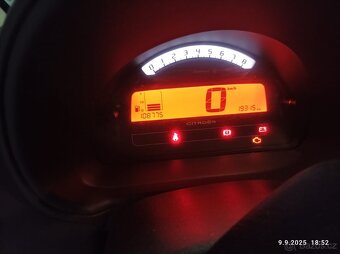 Citroën C2 - 1,4 , 54kw , VTR , rv - 9/2005. - 8