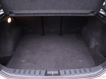 BMW X1 2,0 18d xDrive Xenon CZ (2011) - 8