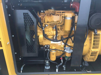 110 KWA. Caterpillar DE110E2 - 8