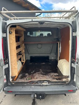 Opel Vivaro L1H1 6 míst k sezení - 8