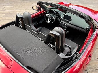 Mazda MX-5 2.0 G160 Revolution 2015 - 8