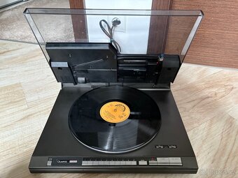 Tangenciální gramofon Technics SL-QL15 - 8