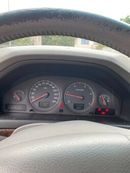 Bourané Volvo S80 2.5 TDI (D5252T), motor v dobrém stavu - 8
