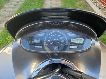Honda PCX 125 - 8