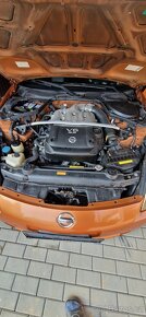 Nissan 350Z Roadster 2004-manuál - 8