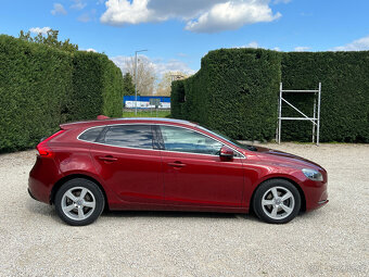 Volvo V40 D2 2.0L 120k Summum - 8