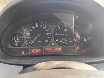 BMW E46 Compact 320 td - 8