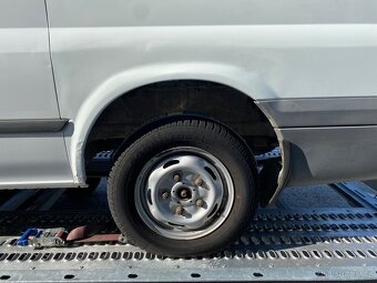 FORD TRANSIT BUS 9 MÍST 2.2 TDCI RV 2009 - 8