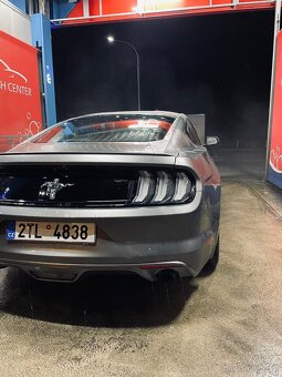 Ford Mustang: pronájem bez limitu kilometrů - 8