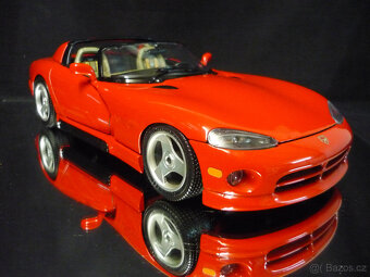 Dodge Viper RT/10 červený Bburago 1/18 - 8
