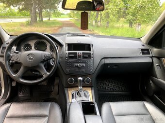 Mercedes-Benz C 320 CDI - 8