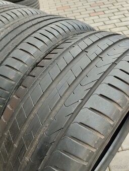Pirelli 225/40R19 DOT4220 - 8