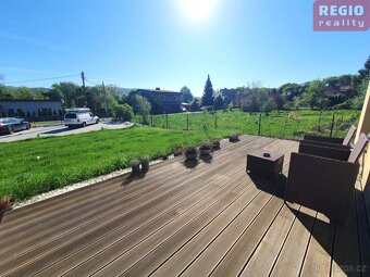 Pronájem bytové jednotky 2+kk, 57,5 m2 v rodinném domě v Náv - 8