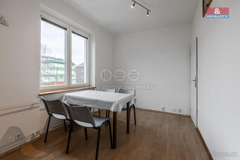 Prodej bytu 2+1, 52 m², Klatovy, ul. Vaňkova - 8