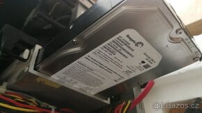 Odhlučněná skříň se zdrojem Arctic Cooling Silentium T1
- 8