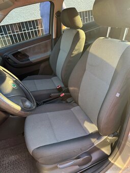 Skoda fabia 1,4TDI 2009 - 8