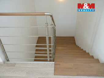 Pronájem rodinného domu 5+kk, 200 m², Praha 4, ul. Lhenická - 8