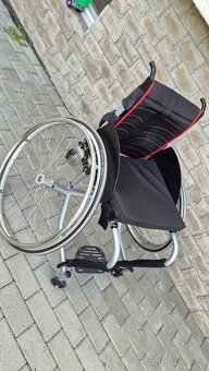 Invalidni vozík 42cm Quickie Match Point Sport - 8