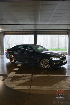 BMW M550i xDrive - 8