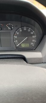 Škoda Fabia 1.4 44kw 1 majitel - 8