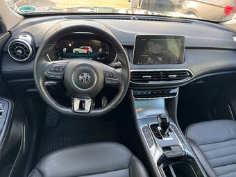 MG EHS PHEV Luxury 1.5 190kW AUT. 60tkm Virtual - Zálohováno - 8