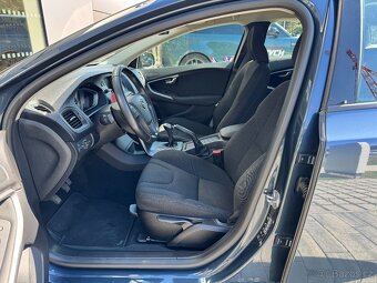 Volvo V40 D2 DRIVE-E Plus DPH - 8