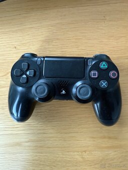 PlayStation 4 Slim – 500GB, vše plně funkční, kosmetické vad - 8
