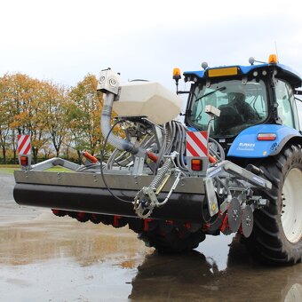 Secí stroj pro přísev TTP - pro traktory od 80 HP - 8