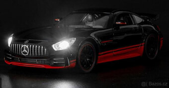 1:18 Mercedes Benz AMG GT zvuk+světla otvírací - 8