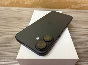 Apple iPhone 16 128GB černý TOP apple záruka, 100% baterie - 8