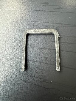 THULE střešní box na lyže - 8