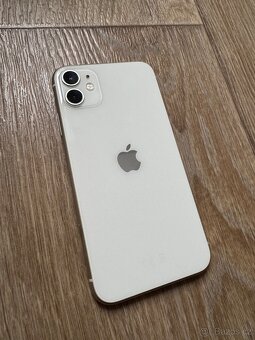 Apple iPhone 11 64GB Bílý - 8