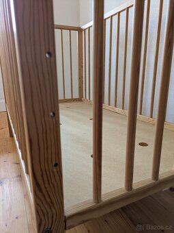 Dětská postýlka s bohatým příslušenstvím - 8