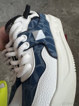 Valentino Garavani one stud - 8