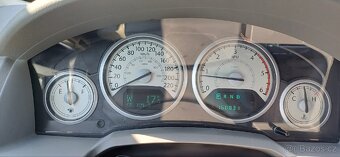 Chrysler Grand Voyager 2.8 CDR - 8