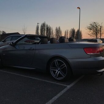 BMW 325i e93 convertible right hand drive - 8