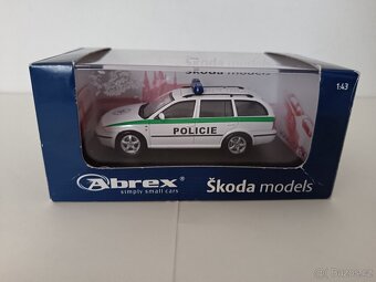 Škoda Octavia combi Policie,1:43,Abrex - 8