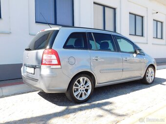 Opel Zafira 1.9 CDTi,,7 míst,,tažné zařízení,,NOVÉ ROZVODY - 8