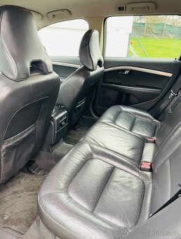 Volvo V70 2.4D D5 136kW - 8