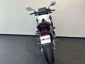 Honda CB 650F - 8