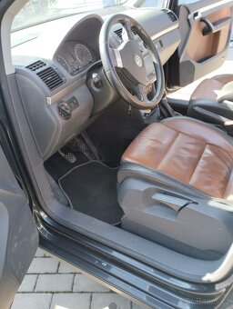 Touran 2.0tdi 7 mist - 8